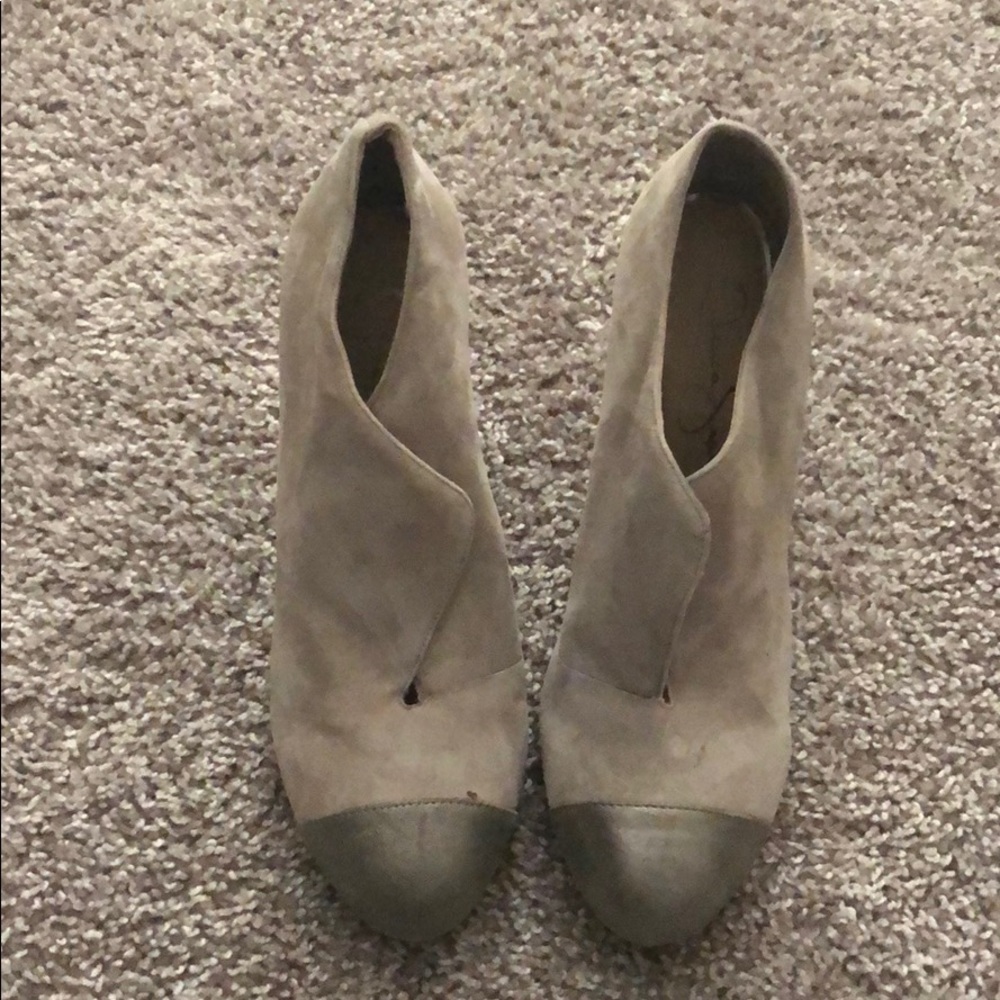 Gray/ Silver Jessica Simpson booties